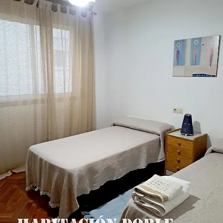 아파트 Piso Al Lado De La Estacion De Tren Y De La Playa, Con Dos Plazas De Garage 빌라가르시아 데 아로우사