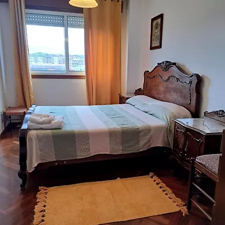 Piso Al Lado De La Estacion De Tren Y De La Playa, Con Dos Plazas De Garage 빌라가르시아 데 아로우사